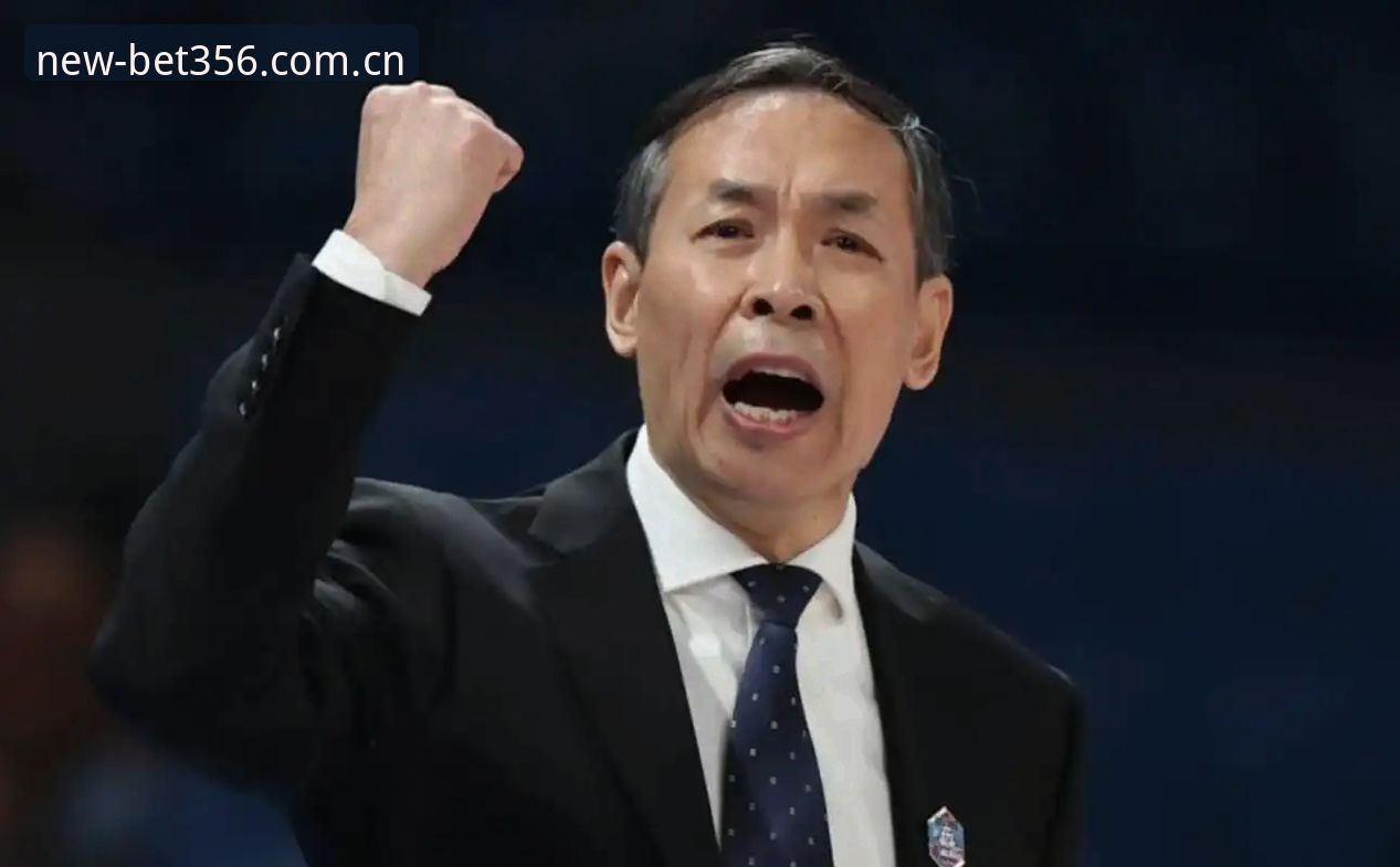 李楠vs许利民：北京男篮换帅背后，谁能带来真正“新版更顺手”的战术体系？